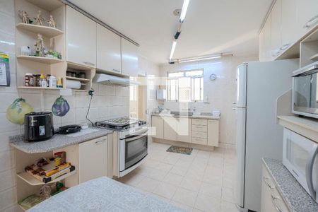 Apartamento à venda com 122m², 4 quartos e 2 vagasCozinha