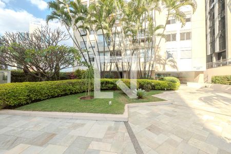 Apartamento à venda com 122m², 4 quartos e 2 vagasFachada