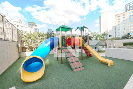 Apartamento à venda com 122m², 4 quartos e 2 vagasÁrea comum - Playground
