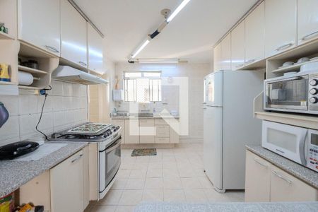 Apartamento à venda com 122m², 4 quartos e 2 vagasCozinha