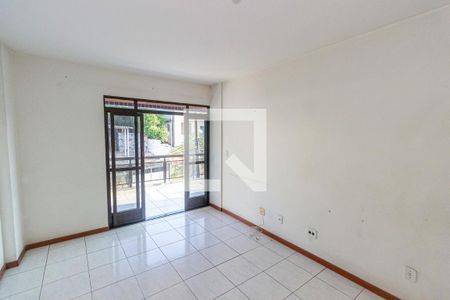 Sala de apartamento para alugar com 3 quartos, 100m² em Brás de Pina, Rio de Janeiro