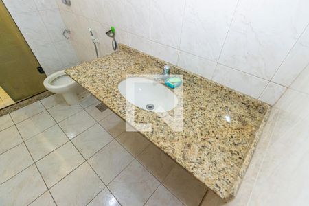 Apartamento para alugar com 100m², 3 quartos e 1 vaga Apartamento para alugar com 100m², 3 quartos e 1 vagaBanheiro da Suíte