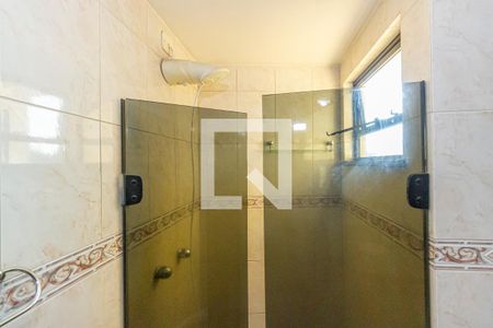 Apartamento para alugar com 100m², 3 quartos e 1 vaga Apartamento para alugar com 100m², 3 quartos e 1 vagaBanheiro da Suíte