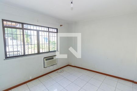 Suíte de apartamento para alugar com 3 quartos, 100m² em Brás de Pina, Rio de Janeiro
