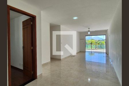 Sala de apartamento para alugar com 4 quartos, 120m² em Recreio dos Bandeirantes, Rio de Janeiro