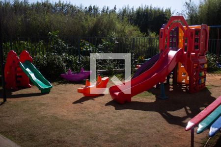 Área comum - Playground de casa para alugar com 2 quartos, 64m² em Parque Santa Rosa, Suzano