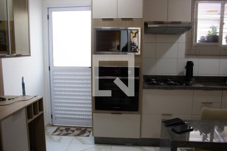 Cozinha de casa para alugar com 2 quartos, 64m² em Parque Santa Rosa, Suzano