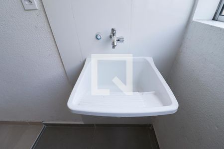 Sala/Cozinha/Área de Serviço de casa para alugar com 2 quartos, 50m² em Parque Peruche, São Paulo