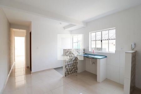 Sala/Cozinha/Área de Serviço de casa para alugar com 2 quartos, 50m² em Parque Peruche, São Paulo