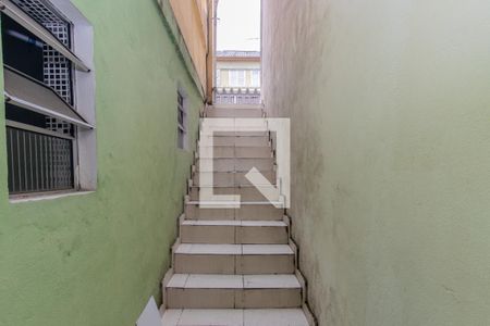 Casa para alugar com 40m², 2 quartos e sem vagaEscada