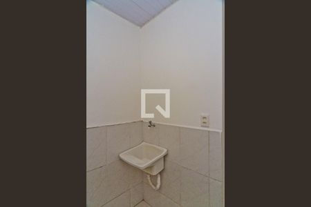 Casa para alugar com 18m², 1 quarto e sem vaga Casa para alugar com 18m², 1 quarto e sem vagaCozinha e Área de Serviço
