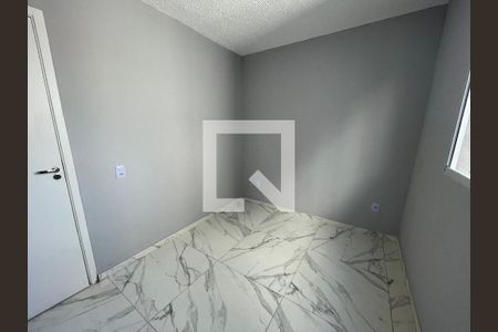 Quarto 2 de apartamento para alugar com 2 quartos, 42m² em Jardim Gilda Maria, São Paulo