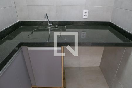 Apartamento à venda com 35m², 2 quartos e sem vaga Apartamento à venda com 35m², 2 quartos e sem vagaCozinha e Área de Serviço