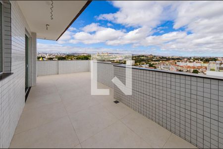 Apartamento à venda com 150m², 3 quartos e 3 vagas Apartamento à venda com 150m², 3 quartos e 3 vagasCobertura