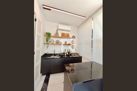Sala varanda gourmet  de apartamento à venda com 4 quartos, 190m² em Copacabana, Rio de Janeiro