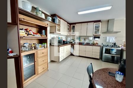Apartamento à venda com 190m², 4 quartos e 1 vagaCopa Cozinha 