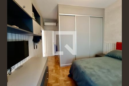 Apartamento à venda com 190m², 4 quartos e 1 vagaQuarto 2