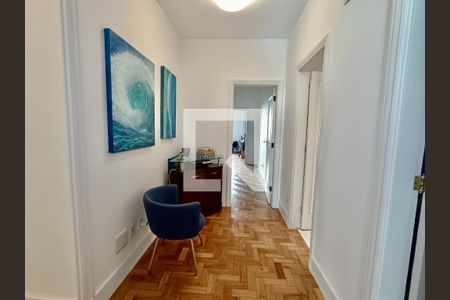 Apartamento à venda com 190m², 4 quartos e 1 vagaCorredor 
