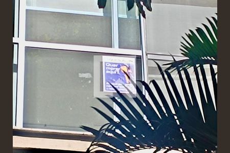 Apartamento à venda com 190m², 4 quartos e 1 vagaFachada com cartaz QA