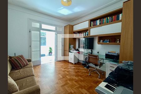 Apartamento à venda com 190m², 4 quartos e 1 vagaQuarto 1