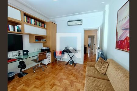 Apartamento à venda com 190m², 4 quartos e 1 vagaQuarto 1