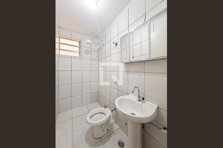 Banheiro de casa para alugar com 1 quarto, 34m² em Lauzane Paulista, São Paulo