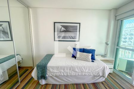 Suíte 1 de apartamento para alugar com 2 quartos, 184m² em Cerqueira César, São Paulo