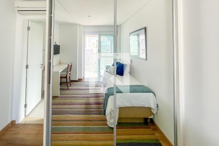 Suíte 1 de apartamento para alugar com 2 quartos, 184m² em Cerqueira César, São Paulo