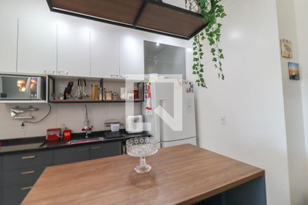 Apartamento à venda com 102m², 3 quartos e 2 vagasCozinha