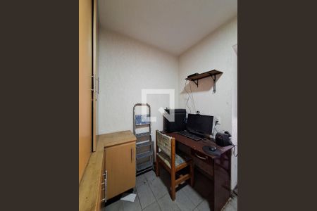 Casa à venda com 420m², 4 quartos e 2 vagas Casa à venda com 420m², 4 quartos e 2 vagasQuarto de Serviço