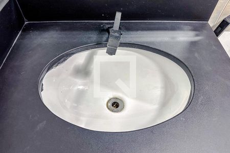 Apartamento à venda com 70m², 2 quartos e 1 vaga Apartamento à venda com 70m², 2 quartos e 1 vagaBanheiro