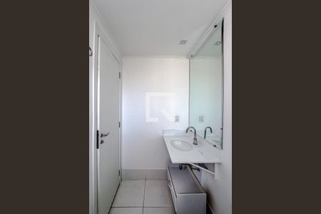 Apartamento à venda com 70m², 2 quartos e 1 vaga Apartamento à venda com 70m², 2 quartos e 1 vagaBanheiro da Suíte