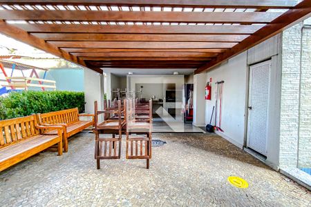 Apartamento à venda com 70m², 2 quartos e 1 vagaÁrea comum