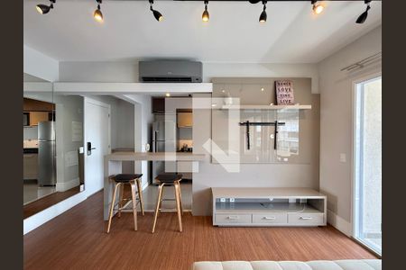 Sala  de kitnet/studio para alugar com 1 quarto, 48m² em Vila Gertrudes, São Paulo