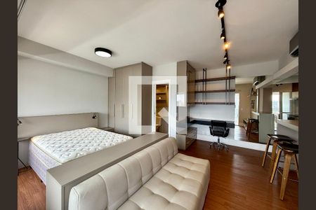 Sala  de kitnet/studio para alugar com 1 quarto, 48m² em Vila Gertrudes, São Paulo