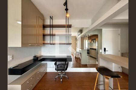 Sala  de kitnet/studio para alugar com 1 quarto, 48m² em Vila Gertrudes, São Paulo