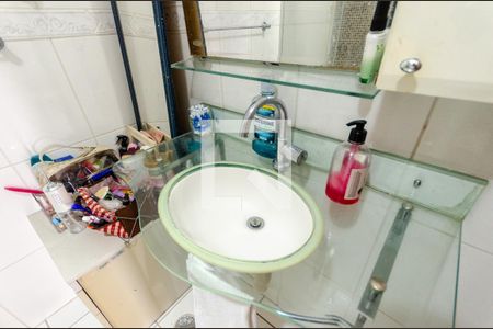 Casa à venda com 180m², 4 quartos e 1 vagaBanheiro