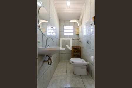 Casa à venda com 180m², 4 quartos e 1 vagaBanheiro de serviço