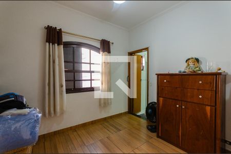 Casa à venda com 180m², 4 quartos e 1 vagaSuíte 2