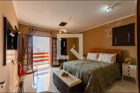 Casa à venda com 180m², 4 quartos e 1 vagaSuíte 1