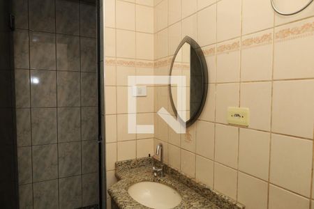 Casa para alugar com 70m², 3 quartos e 2 vagasBanheiro 3