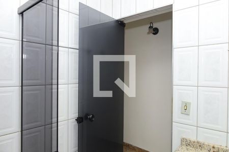 Casa para alugar com 70m², 3 quartos e 2 vagasBanheiro 2