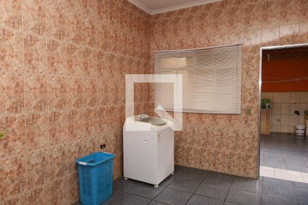 Casa para alugar com 70m², 3 quartos e 2 vagasÁrea de Serviço