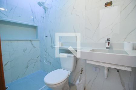 Casa à venda com 96m², 2 quartos e 2 vagas Casa à venda com 96m², 2 quartos e 2 vagasBanheiro