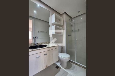 Apartamento à venda com 69m², 2 quartos e 1 vaga Apartamento à venda com 69m², 2 quartos e 1 vagaBanheiro da Suíte