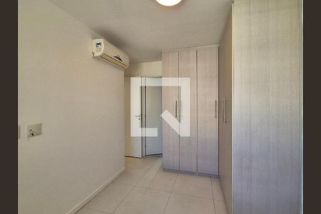 Apartamento à venda com 69m², 2 quartos e 1 vaga Apartamento à venda com 69m², 2 quartos e 1 vagaSuite