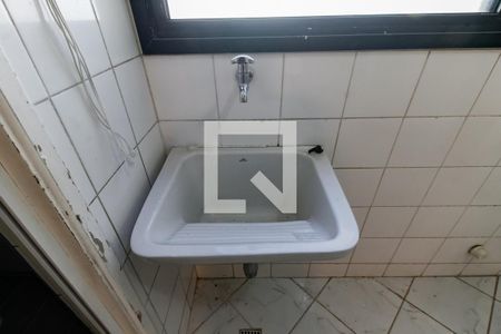 Apartamento para alugar com 85m², 3 quartos e 2 vagasDetalhe da area de serviço