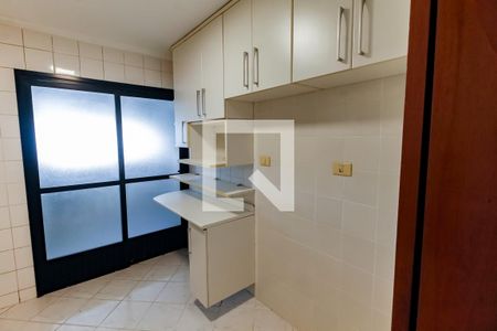Apartamento para alugar com 85m², 3 quartos e 2 vagasCozinha - Armários