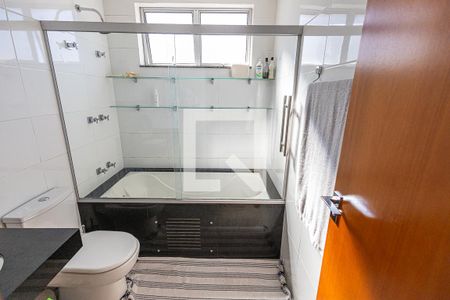 Apartamento à venda com 147m², 4 quartos e 3 vagasSuite / banheira