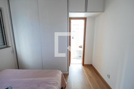 Apartamento à venda com 147m², 4 quartos e 3 vagasQuarto 4 / suite